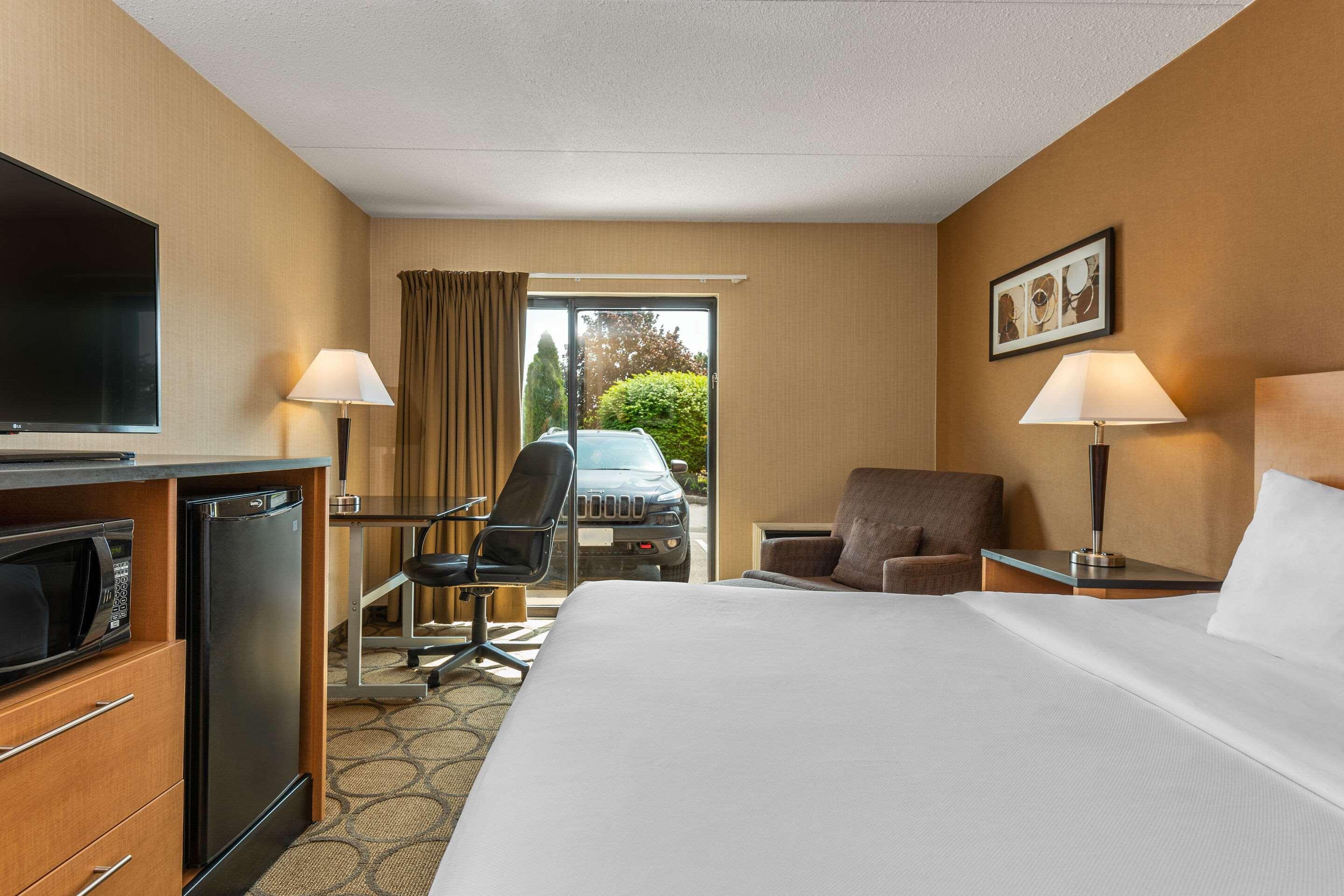 Comfort Inn Timmins Bagian luar foto