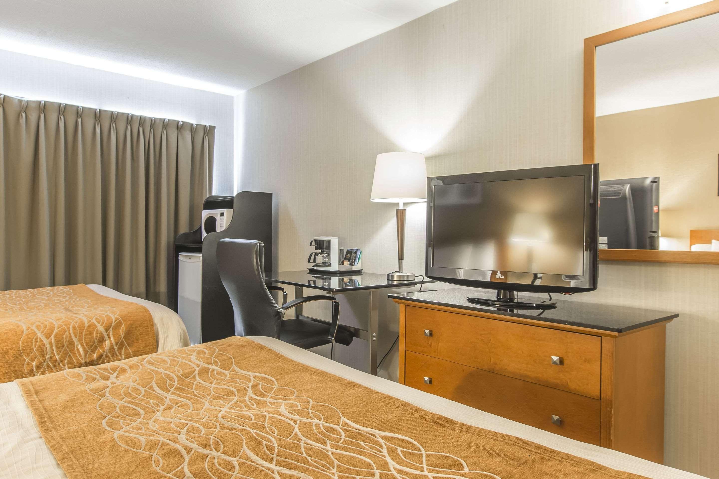 Comfort Inn Timmins Bagian luar foto