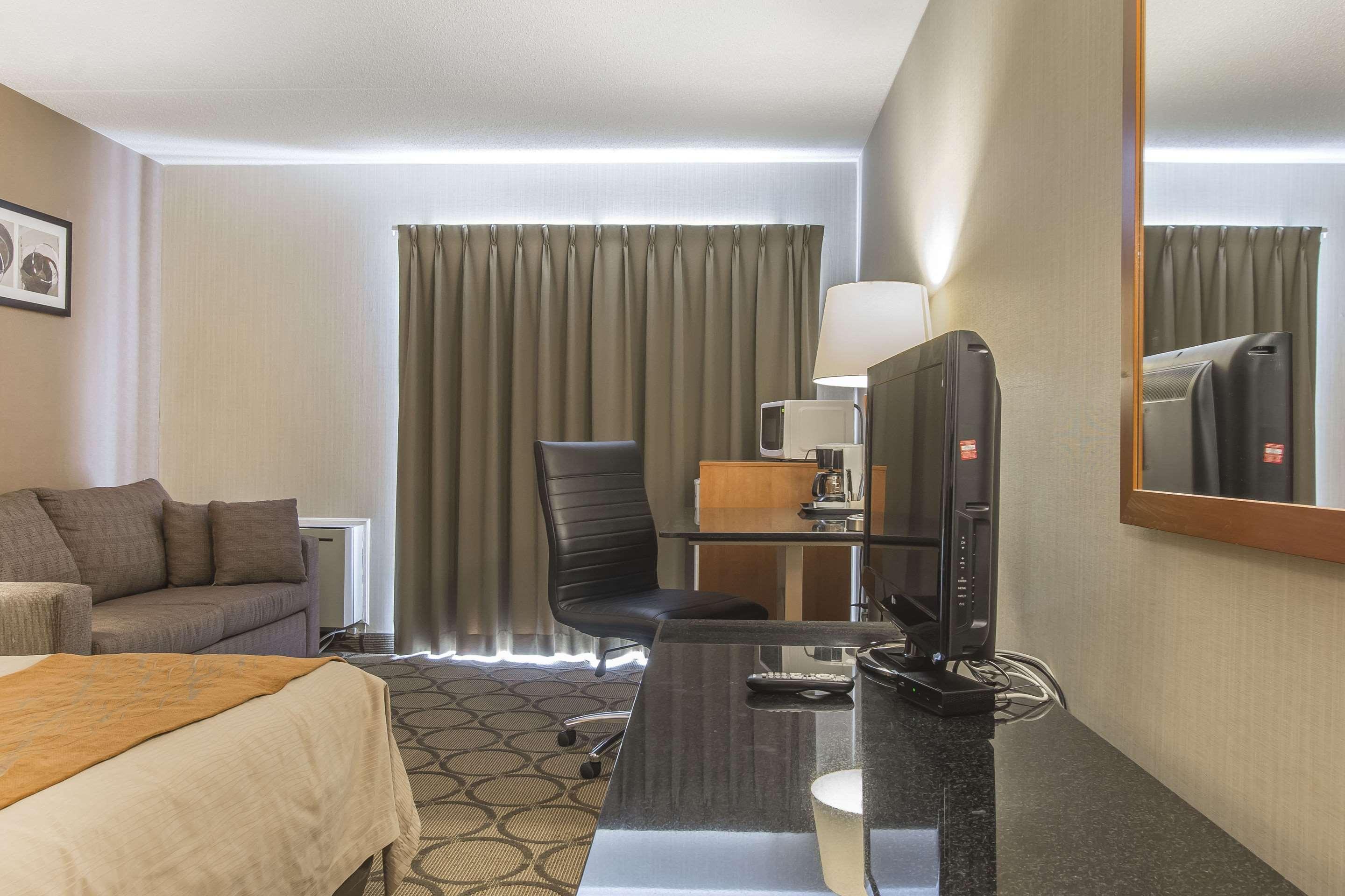Comfort Inn Timmins Bagian luar foto