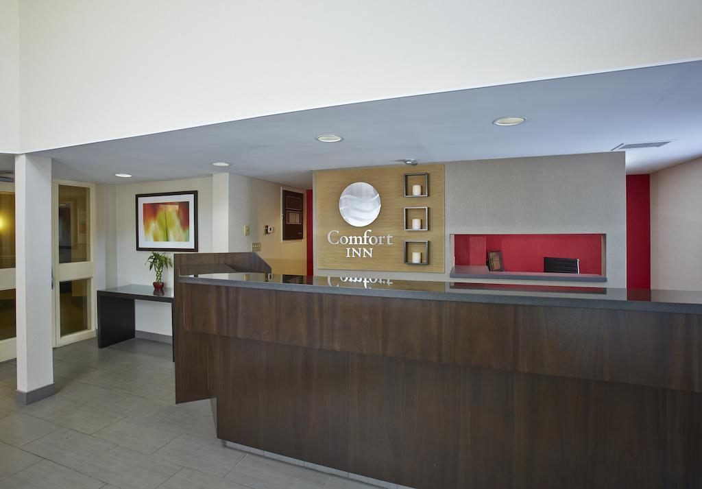 Comfort Inn Timmins Bagian luar foto