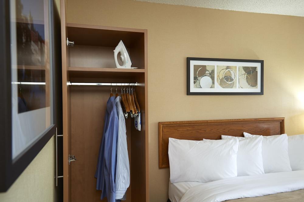 Comfort Inn Timmins Bagian luar foto