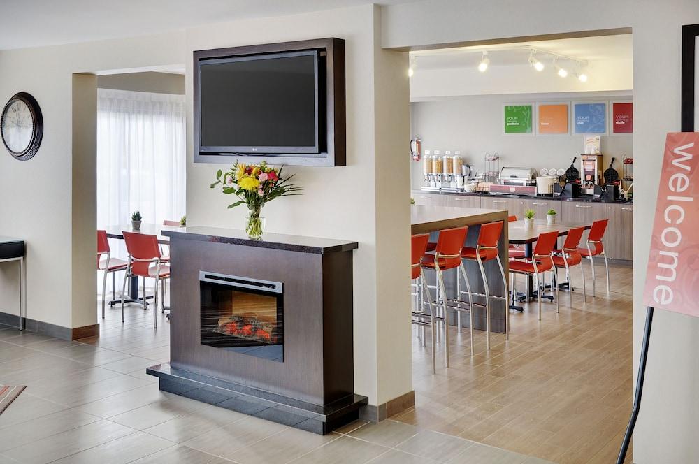Comfort Inn Timmins Bagian luar foto