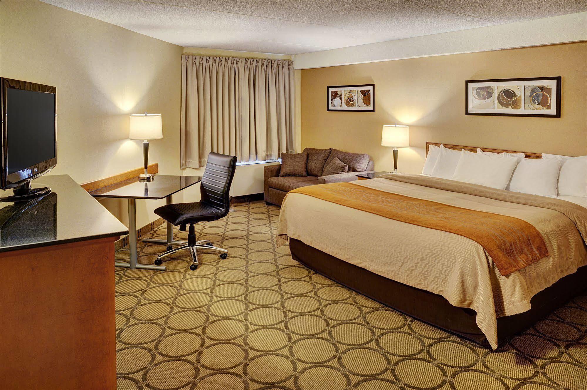 Comfort Inn Timmins Bagian luar foto